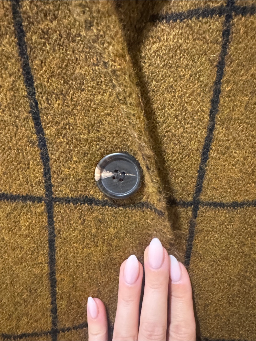 LINE coat. - Picture 2 of 3